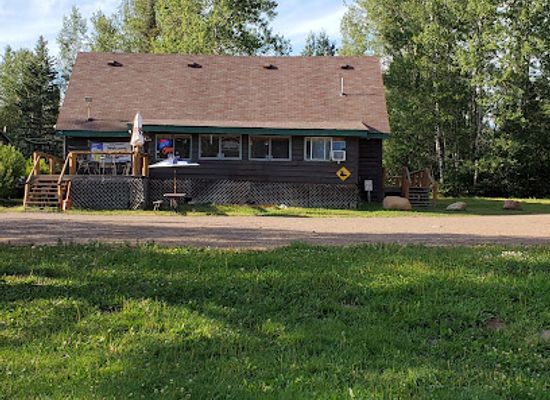 minnesota/tettegouche-state-park/bar/wildhurst-lodge-campground