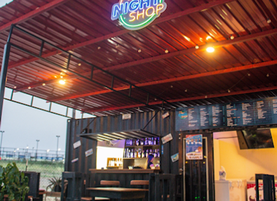 curacao/salina/bar/the-night-shop-curacao