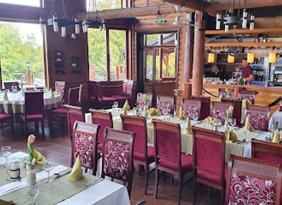 serbia/fruska-gora-national-park/bar/restoran-kompleks-vidikovac-restoran-za-svadbe-i-proslave