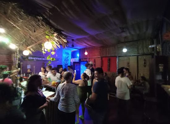 peru/madre-de-dios/bar/bamboo-bar-tiki-hut