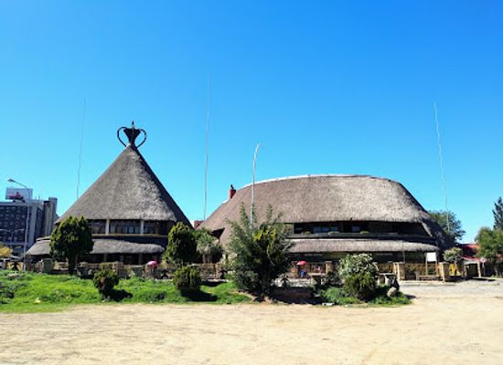 lesotho/thaba-bosiu-national-monument/bar/basotho-hat