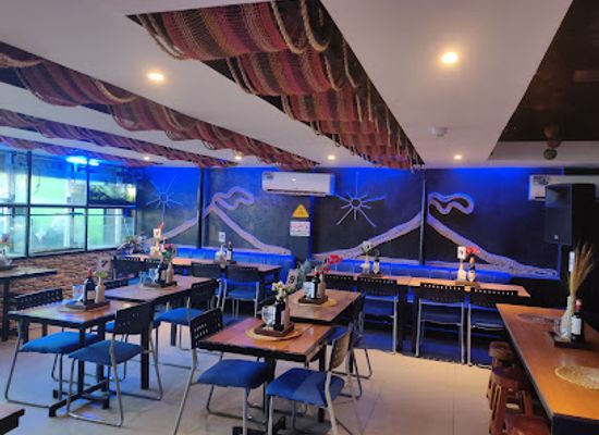 philippines/bicol-region/bar/volcanoes-food-corporation-ideal-hangout-bar-and-restaurant