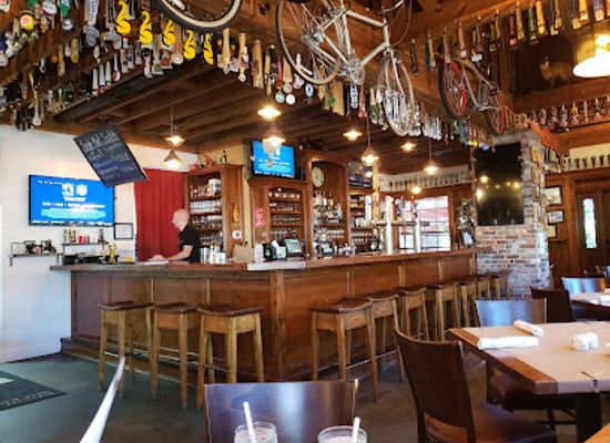 north-carolina/sandhills/bar/the-sly-fox-pub
