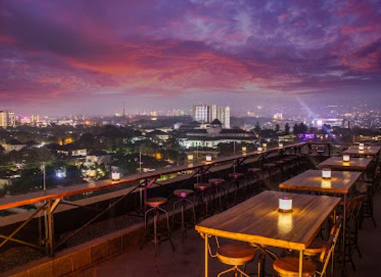 indonesia/bandung/bar/vesper-sky-bar-lounge