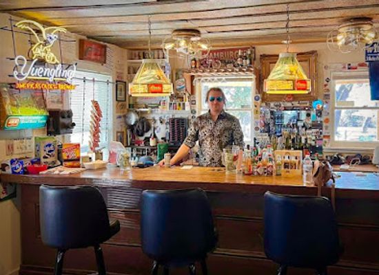 texas/hill-country/bar/sinclair
