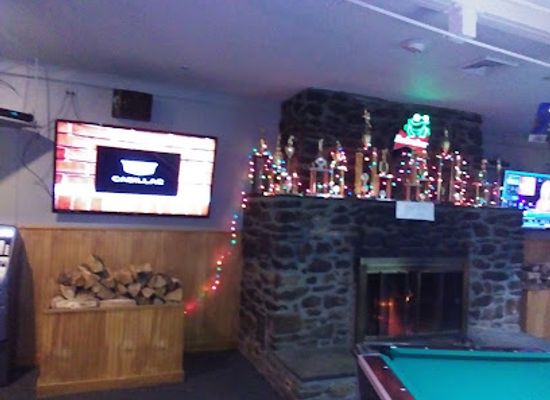connecticut/eastern-connecticut/bar/michael-s-penalty-box
