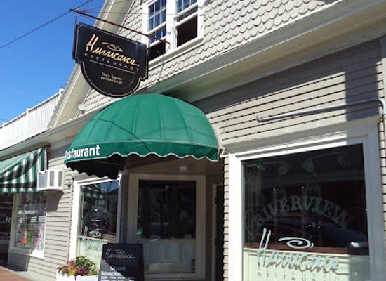 maine/kennebunkport/bar/hurricane-restaurant