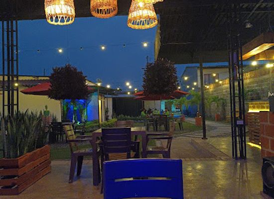 colombia/putumayo/bar/garden-drinks-beer