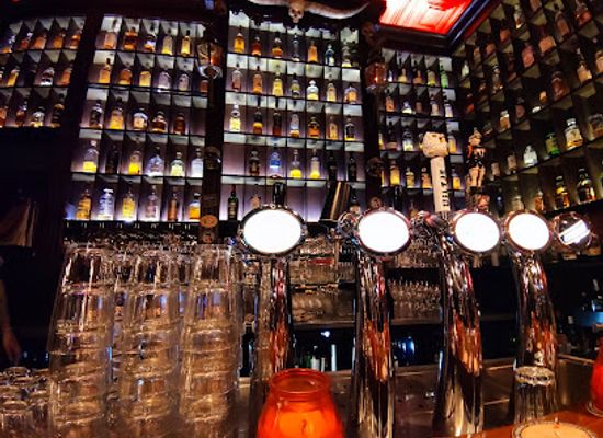 netherlands/hoeksche-waard/bar/cafe-de-ouwehoer