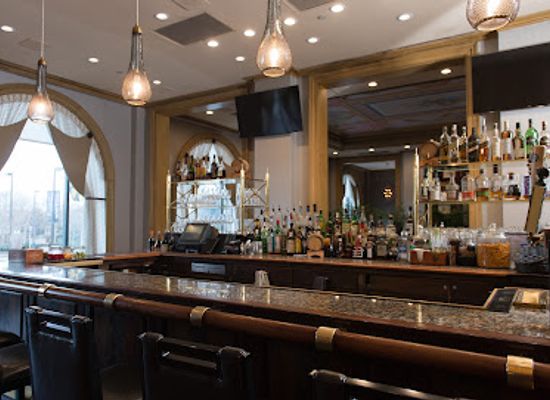maryland/baltimore/inner-harbor/bar/explorers-an-american-gastropub
