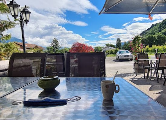 switzerland/nendaz/bar/cafe-de-la-cooperative