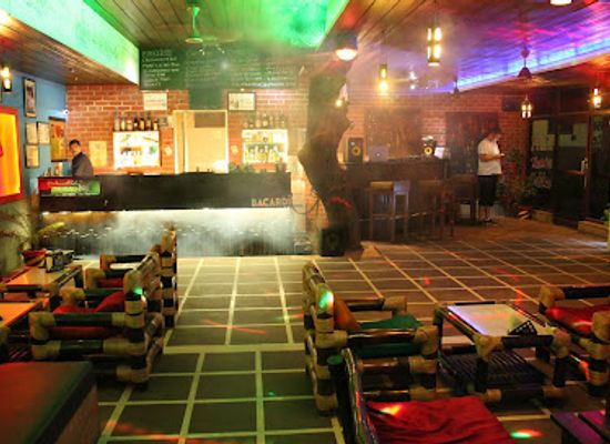 india/varanasi/bar/sol-haveli-bar