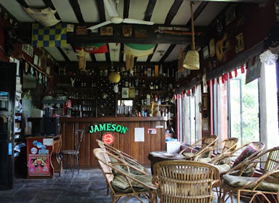 nepal/pokhara/sarangkot/bar/branigan-s-irish-pub