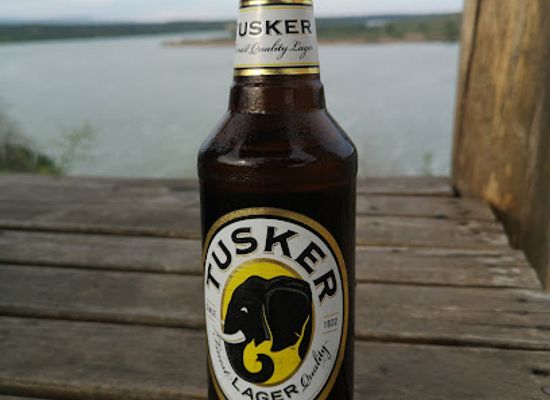 uganda/queen-elizabeth-national-park/bar/tembo-canteen