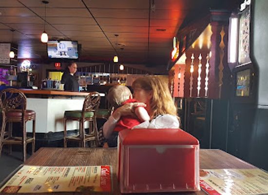 wisconsin/wisconsin-dells/bar/chalet-lanes-lounge