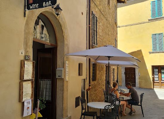 italy/val-d-orcia/bar/la-taverna-di-re-artu