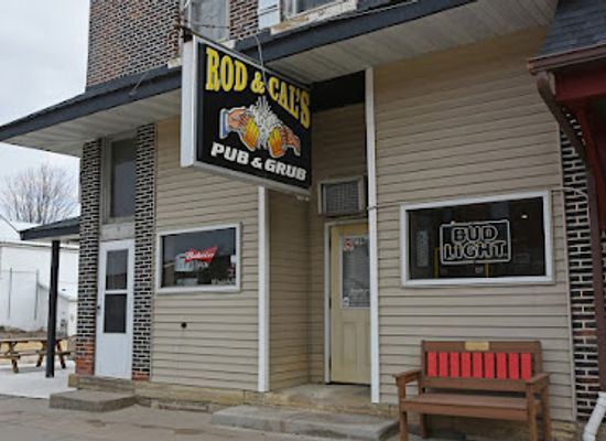 iowa/backbone-state-park/bar/rod-cal-s-pub-grub