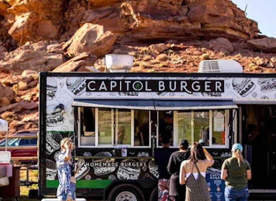 utah/capitol-reef-national-park/bar/capitol-burger