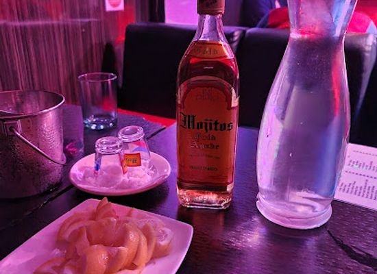 philippines/manila/malate/bar/spirits-malate-bar