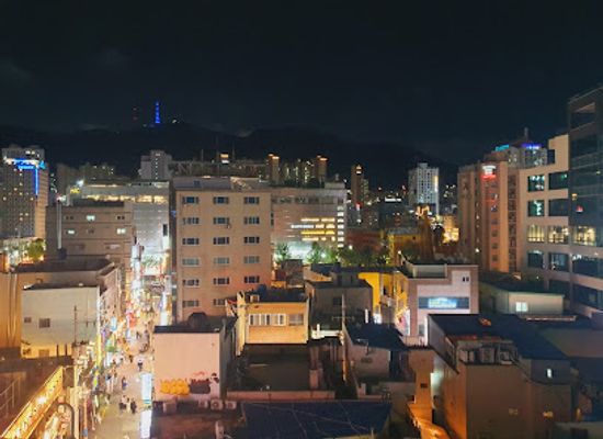 south-korea/yeongnam-region/bar/hit-the-beach