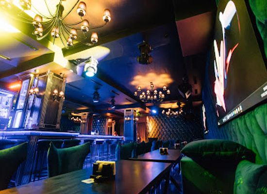 ukraine/chernivtsi/bar/park-restoran-klub