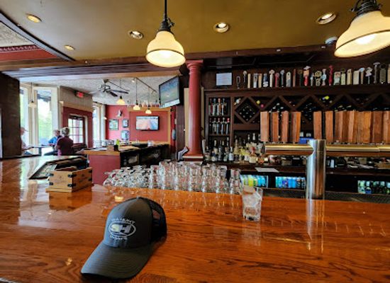 connecticut/mohawk-mountain-ski-area/bar/the-corner