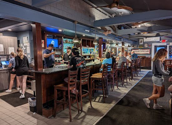 massachusetts/cape-cod/bar/lost-dog-pub-orleans