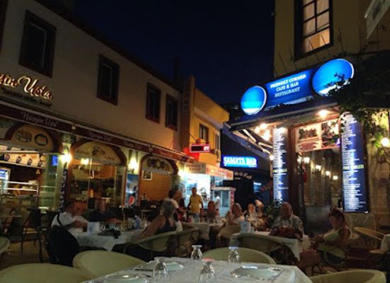 turkiye/cesme/bar/friendly-corner-restoran