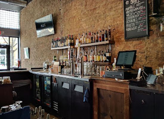 kentucky/fort-thomas/bar/pensive-distilling-company-kitchen