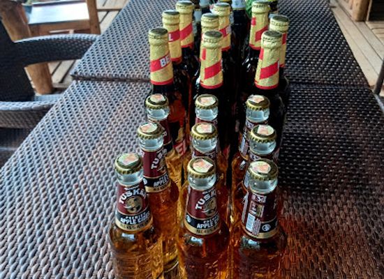 uganda/ssese-islands/bar/eddys-pork-palace-bar-and-grill
