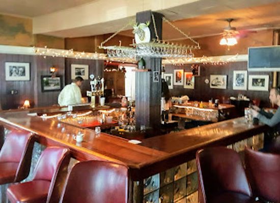 pennsylvania/piedmont/bar/deer-head-inn