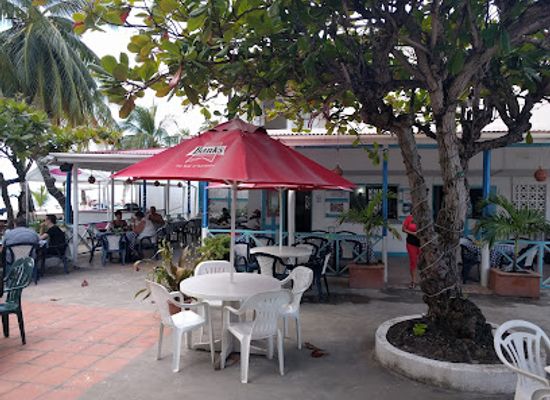 barbados/west-coast/bar/crystal-waters-beach-bar