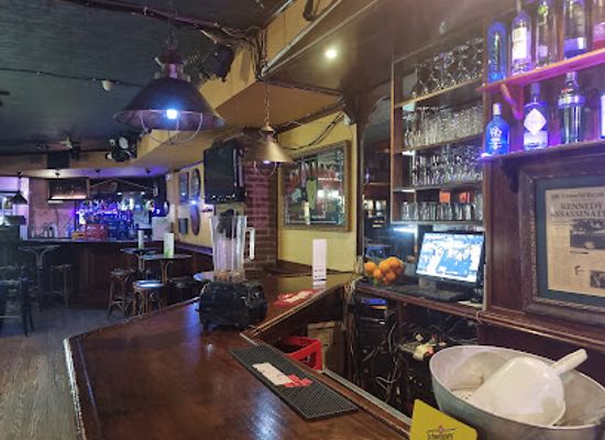 spain/badajoz/bar/pub-the-blue-parrot