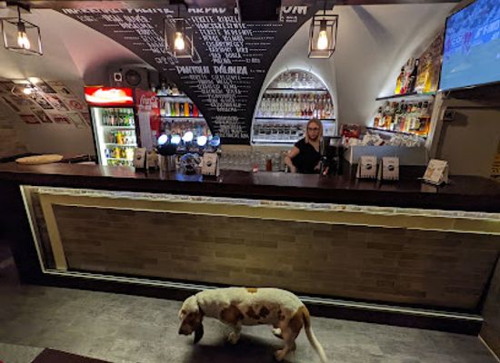 hungary/gyor/bar/popeye-szorakozohely