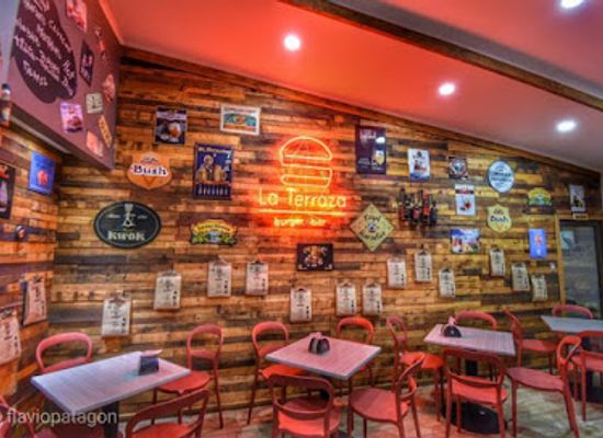 chile/aysen-region/bar/terraza-rock-burger