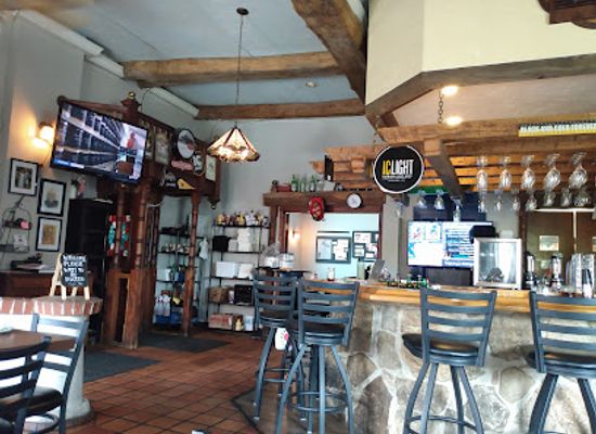 pennsylvania/laurel-highlands/bar/carol-dave-s-roadhouse