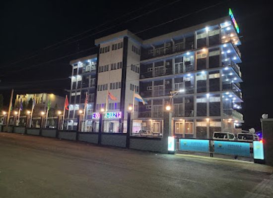 sierra-leone/kenema-district/bar/dorwaila-inn-suite