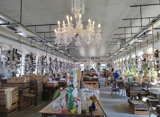 czechia/krkonose/bar/glass-factory-and-brewery-novosad-son