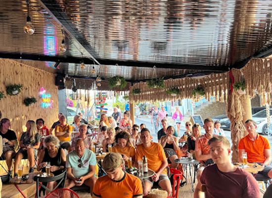albania/southern-albania/bar/bar-lounge-corner