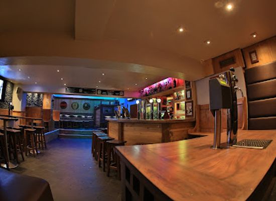 france/rhone-alpes/bar/the-cavern-bar
