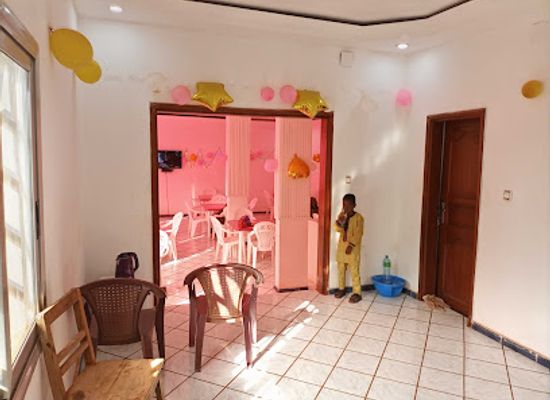 guinea/fouta-djallon/bar/restaurant-cafe-star