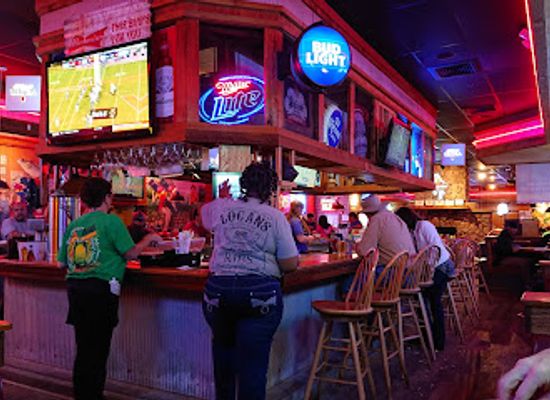 north-carolina/roanoke-region/bar/logan-s-roadhouse