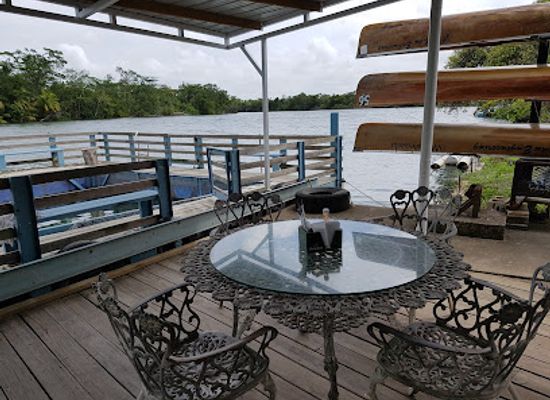 belize/belize-district/bar/manatee-lookout-restaurant-bar