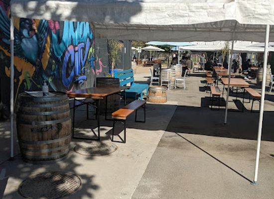 california/union-city/bar/the-lone-crow