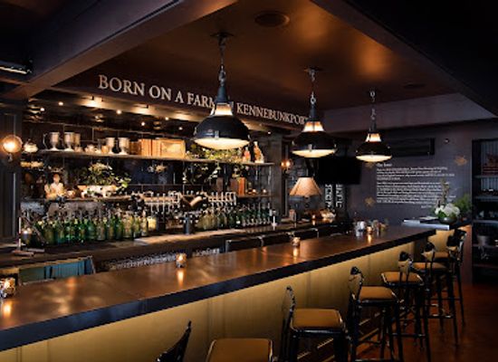 maine/kennebunkport/bar/batson-river-brewing-distilling-kennebunk