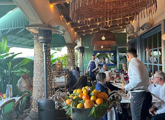 california/palm-springs/tahquitz-river-estates/bar/bar-cecil