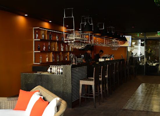 sri-lanka/hill-country/bar/sky-348-bar-restaurant