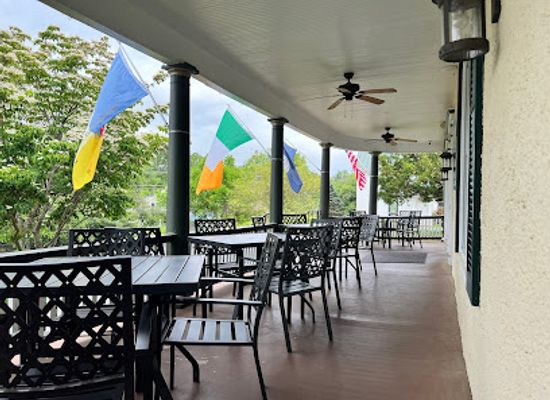 virginia/middle-peninsula/bar/the-dark-horse-irish-gastro-pub