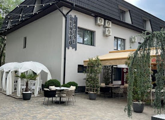 romania/gorj/bar/renato-house