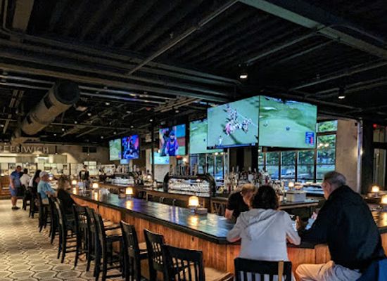 rhode-island/east-greenwich/bar/tavern-in-the-square